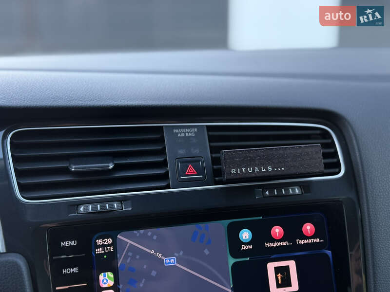 Хэтчбек Volkswagen e-Golf 2018 в Ковеле