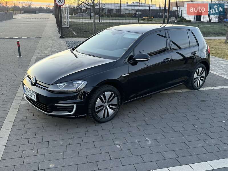 Хэтчбек Volkswagen e-Golf 2020 в Мукачево фото 9 Хэтчбек Volkswagen e-Golf 2020 в Мукачево