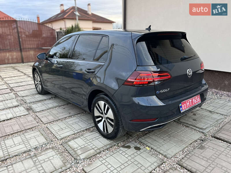 Хэтчбек Volkswagen e-Golf 2017 в Ужгороде