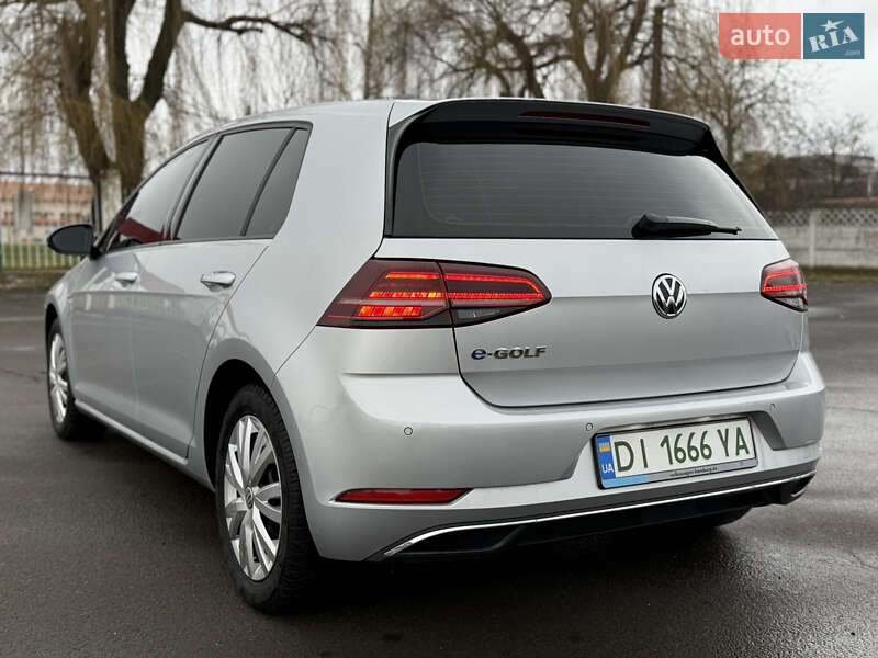 Хетчбек Volkswagen e-Golf 2020 в Береговому