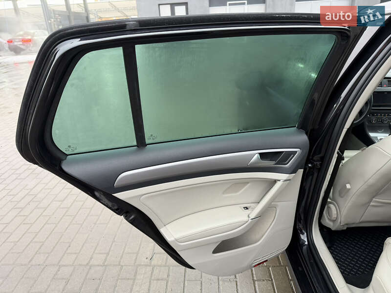 Хетчбек Volkswagen e-Golf 2015 в Луцьку