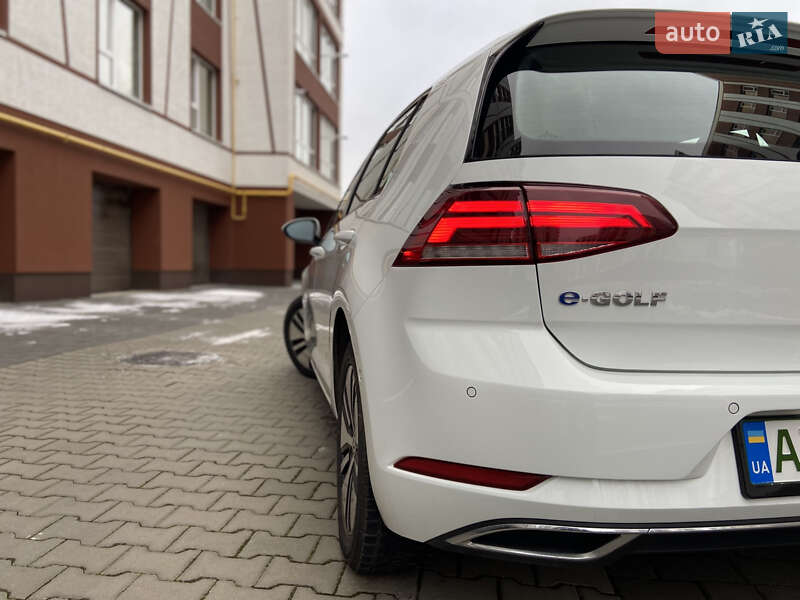 Хетчбек Volkswagen e-Golf 2019 в Івано-Франківську