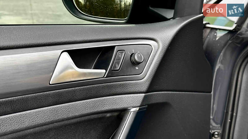 Хетчбек Volkswagen e-Golf 2020 в Хмельницькому