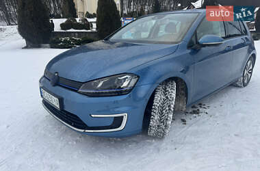 Хетчбек Volkswagen e-Golf 2015 в Львові