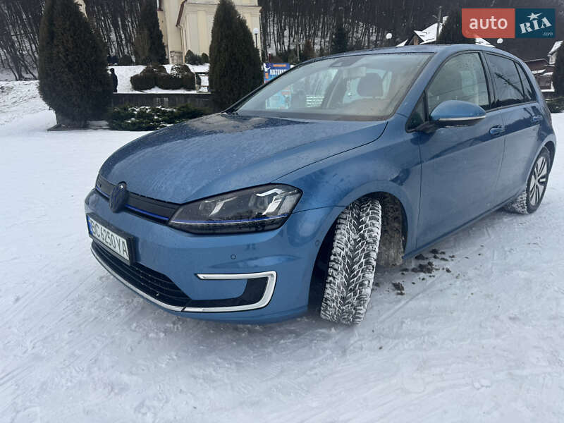 Volkswagen e-Golf 2015