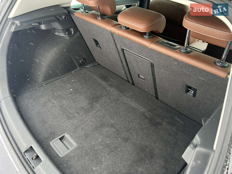 Хетчбек Volkswagen e-Golf 2014 в Кропивницькому