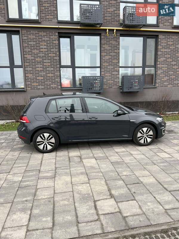 Хетчбек Volkswagen e-Golf 2020 в Львові