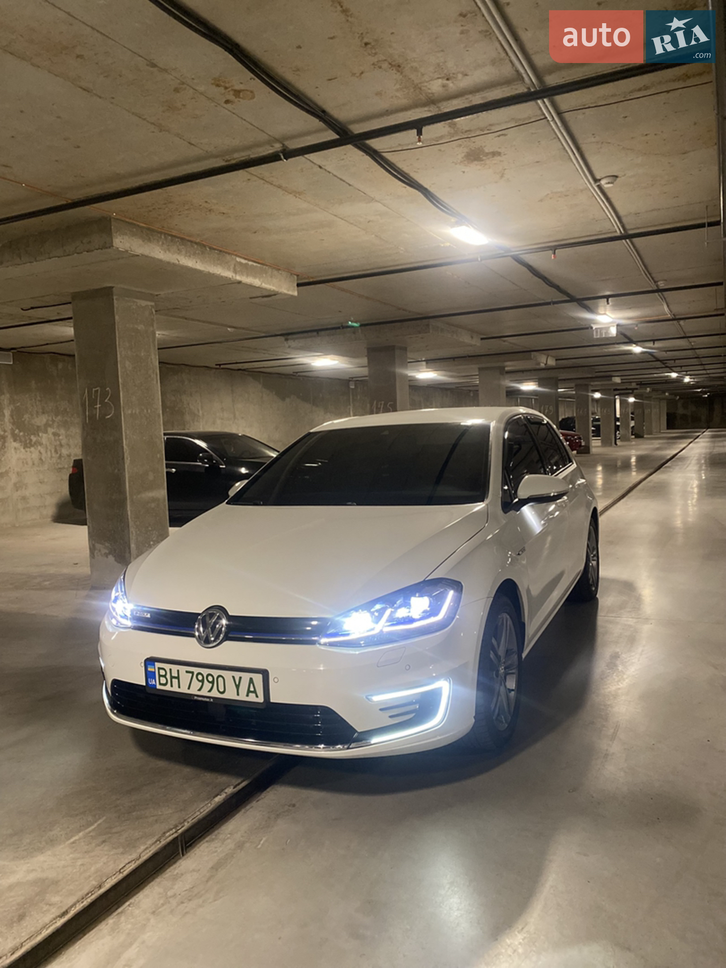 2019 Volkswagen Golf - мініатюра 2