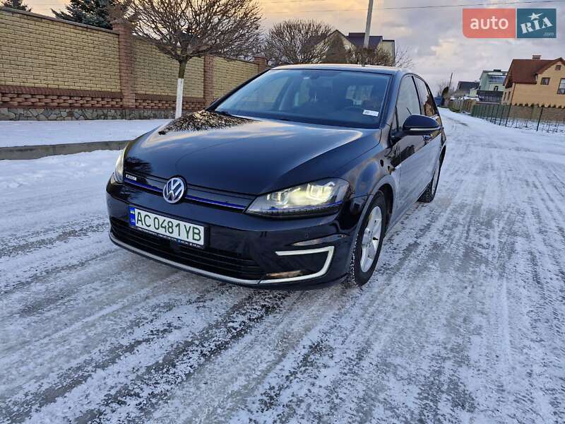 Хетчбек Volkswagen e-Golf 2015 в Луцьку