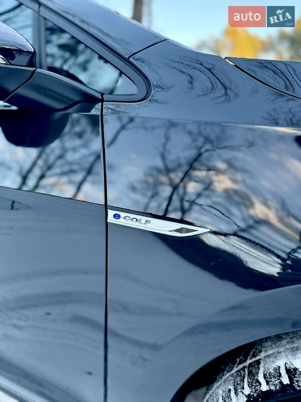 Хетчбек Volkswagen e-Golf 2020 в Бродах