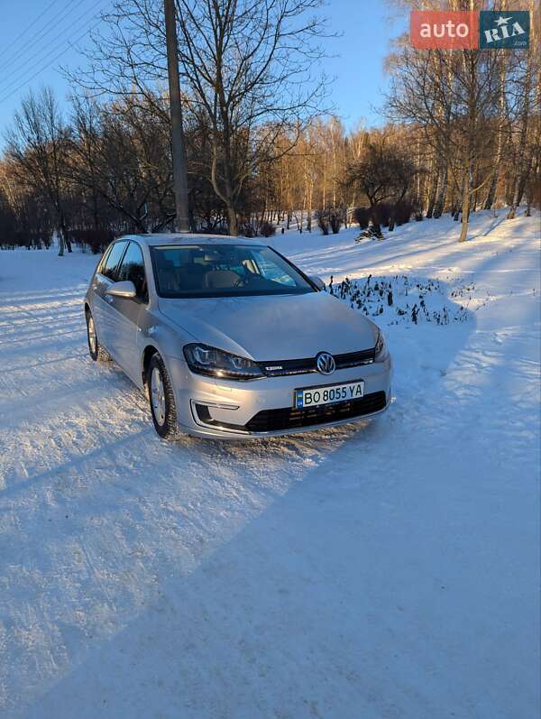 Хетчбек Volkswagen e-Golf 2016 в Тернополі фото 9 Хетчбек Volkswagen e-Golf 2016 в Тернополі