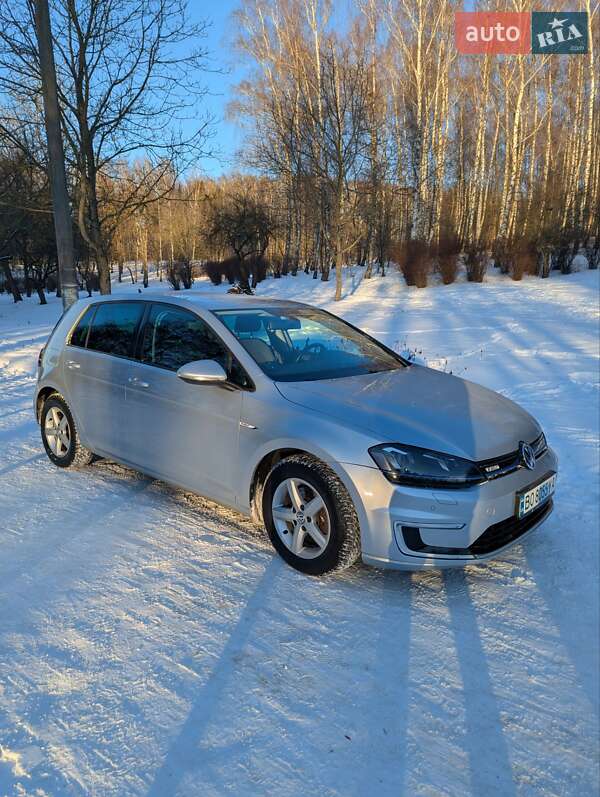 Хетчбек Volkswagen e-Golf 2016 в Тернополі фото 10 Хетчбек Volkswagen e-Golf 2016 в Тернополі