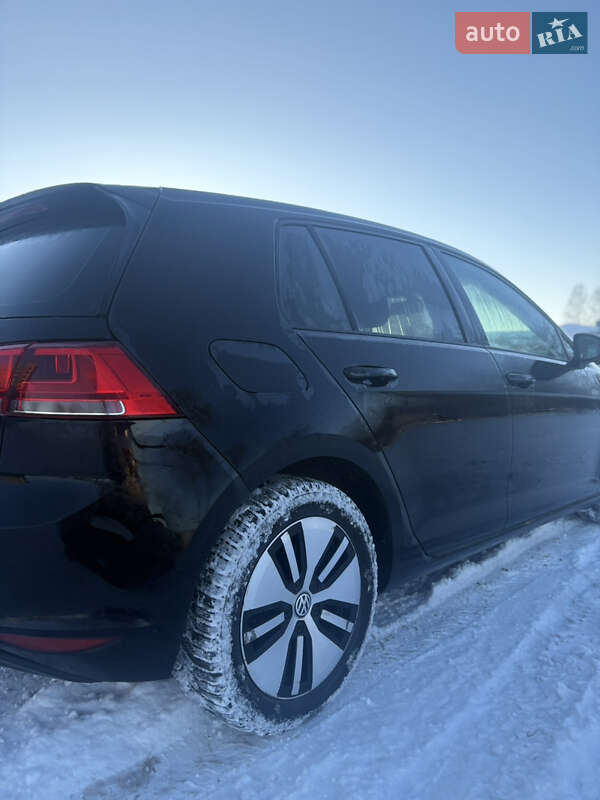 Хетчбек Volkswagen e-Golf 2015 в Тернополі фото 13 Хетчбек Volkswagen e-Golf 2015 в Тернополі