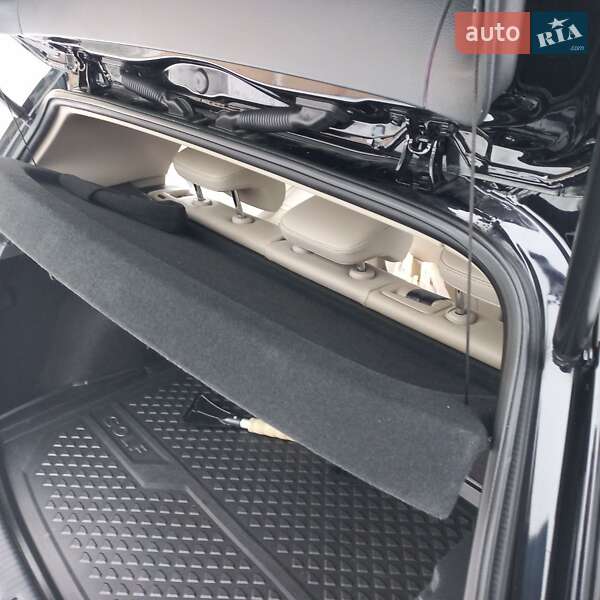 Хэтчбек Volkswagen e-Golf 2016 в Козельце