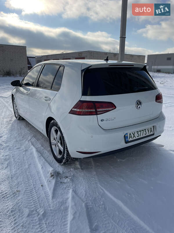 Хэтчбек Volkswagen e-Golf 2014 в Харькове фото 4 Хэтчбек Volkswagen e-Golf 2014 в Харькове