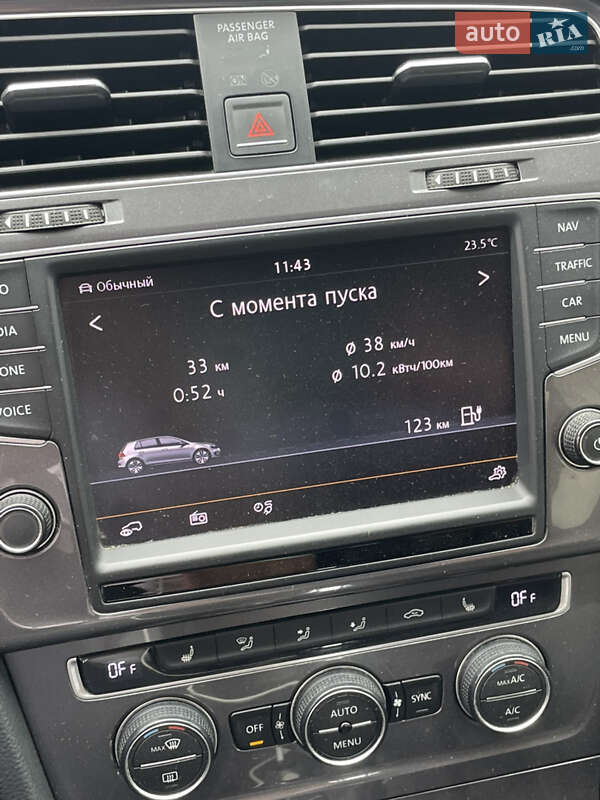 Хэтчбек Volkswagen e-Golf 2014 в Харькове фото 13 Хэтчбек Volkswagen e-Golf 2014 в Харькове