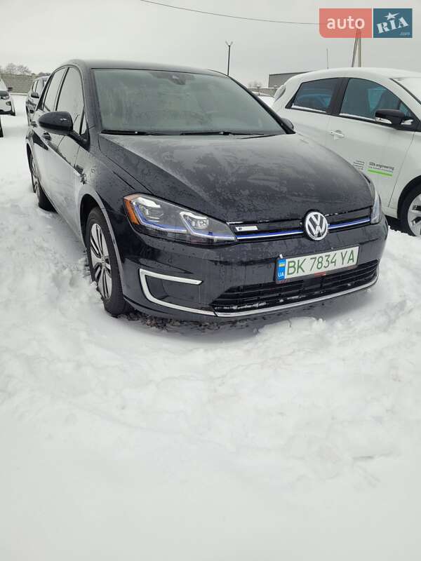 Хэтчбек Volkswagen e-Golf 2018 в Ровно