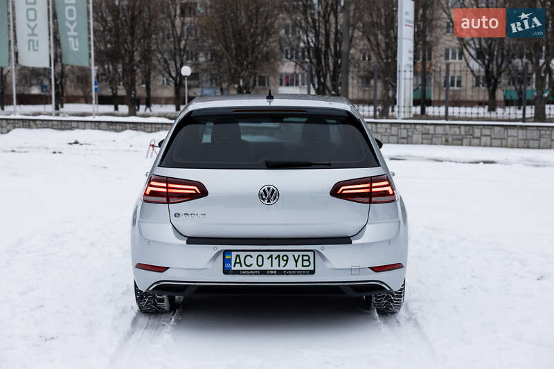 Хэтчбек Volkswagen e-Golf 2019 в Луцке фото 11 Хэтчбек Volkswagen e-Golf 2019 в Луцке