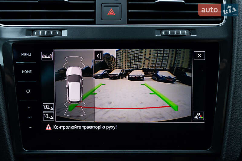 Хэтчбек Volkswagen e-Golf 2019 в Луцке фото 61 Хэтчбек Volkswagen e-Golf 2019 в Луцке