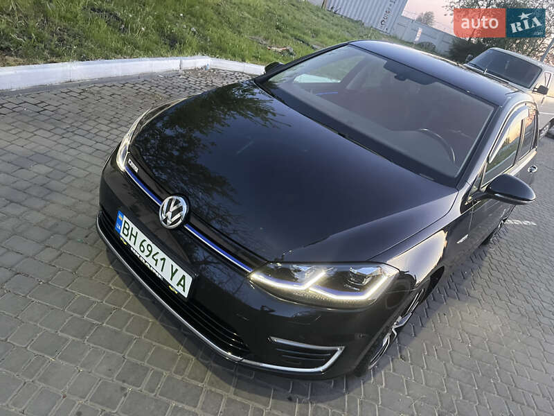 Хэтчбек Volkswagen e-Golf 2019 в Одессе фото 27 Хэтчбек Volkswagen e-Golf 2019 в Одессе