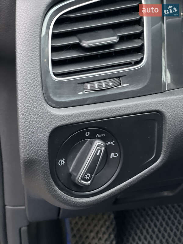 Хэтчбек Volkswagen e-Golf 2019 в Одессе фото 85 Хэтчбек Volkswagen e-Golf 2019 в Одессе