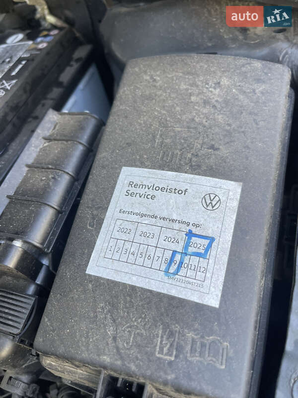 Хэтчбек Volkswagen e-Golf 2019 в Одессе фото 42 Хэтчбек Volkswagen e-Golf 2019 в Одессе