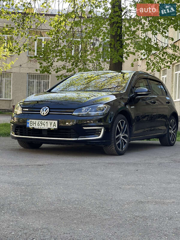 Хэтчбек Volkswagen e-Golf 2019 в Одессе фото 58 Хэтчбек Volkswagen e-Golf 2019 в Одессе