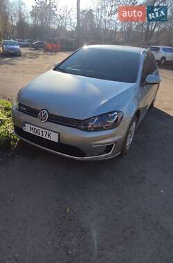 Хэтчбек Volkswagen e-Golf 2014 в Каменском