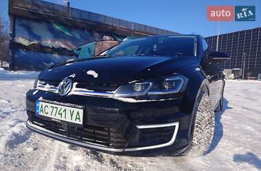 Хэтчбек Volkswagen e-Golf 2017 в Луцке