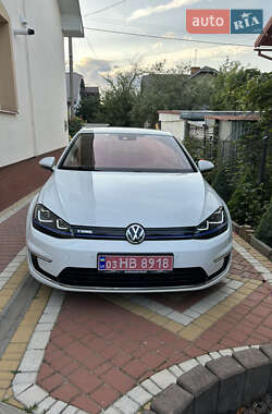 Хетчбек Volkswagen e-Golf 2015 в Бориславі