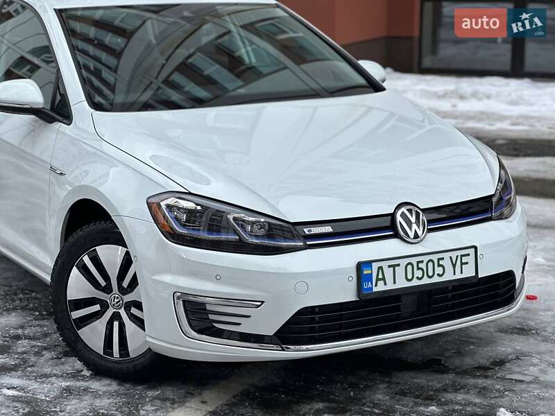 Хэтчбек Volkswagen e-Golf 2019 в Ивано-Франковске