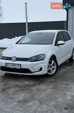 Хетчбек Volkswagen e-Golf 2015 в Володимирі