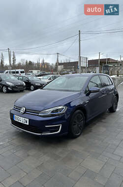 Хэтчбек Volkswagen e-Golf 2020 в Ровно