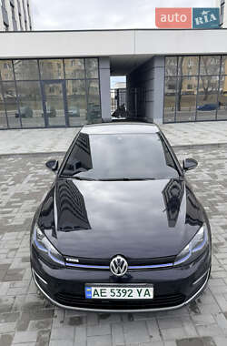 Хэтчбек Volkswagen e-Golf 2017 в Днепре
