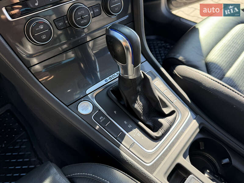 Хэтчбек Volkswagen e-Golf 2018 в Ровно