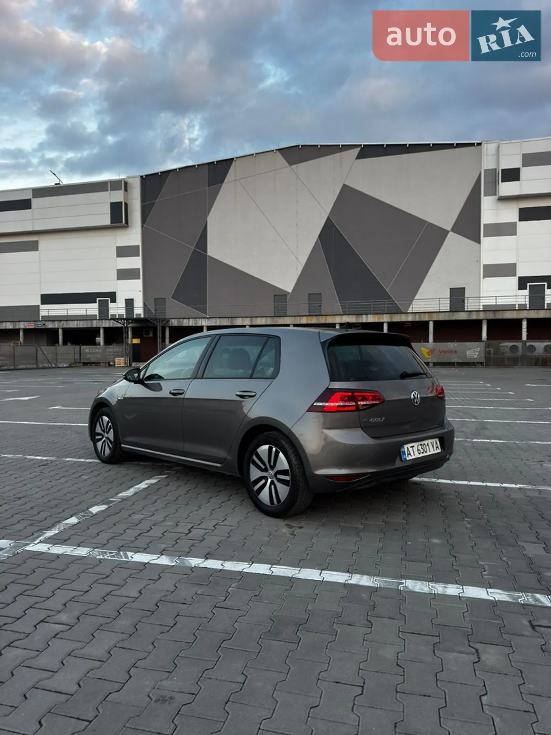 2014 Volkswagen Golf - мініатюра 4