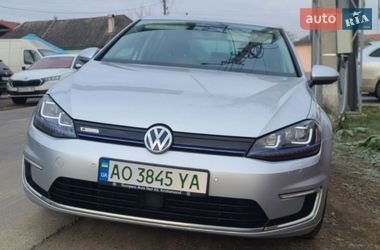 Хэтчбек Volkswagen e-Golf 2016 в Мукачево