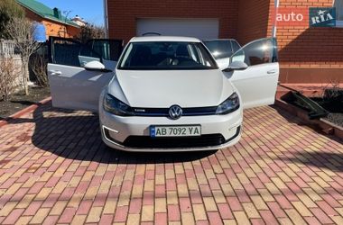 Хетчбек Volkswagen e-Golf 2017 в Вінниці