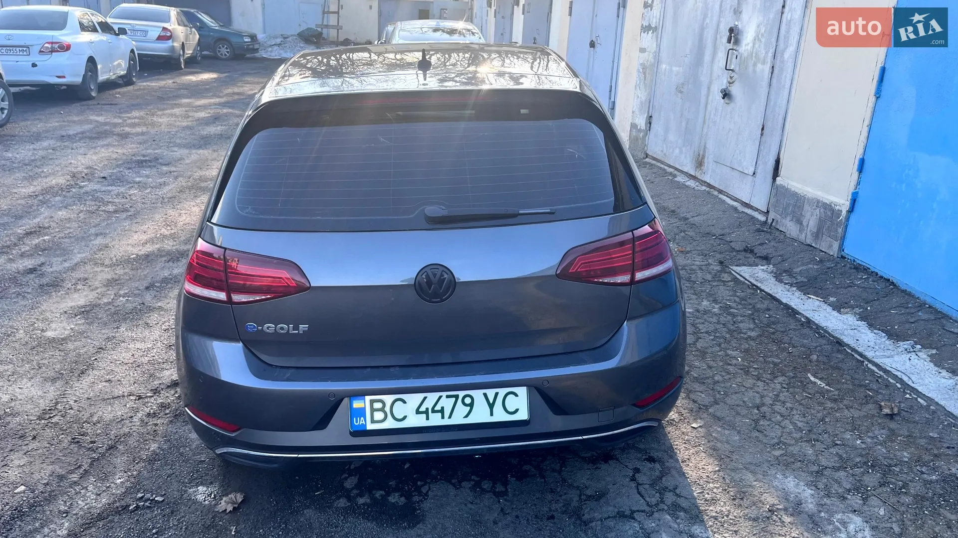 2017 Volkswagen Golf - мініатюра 2