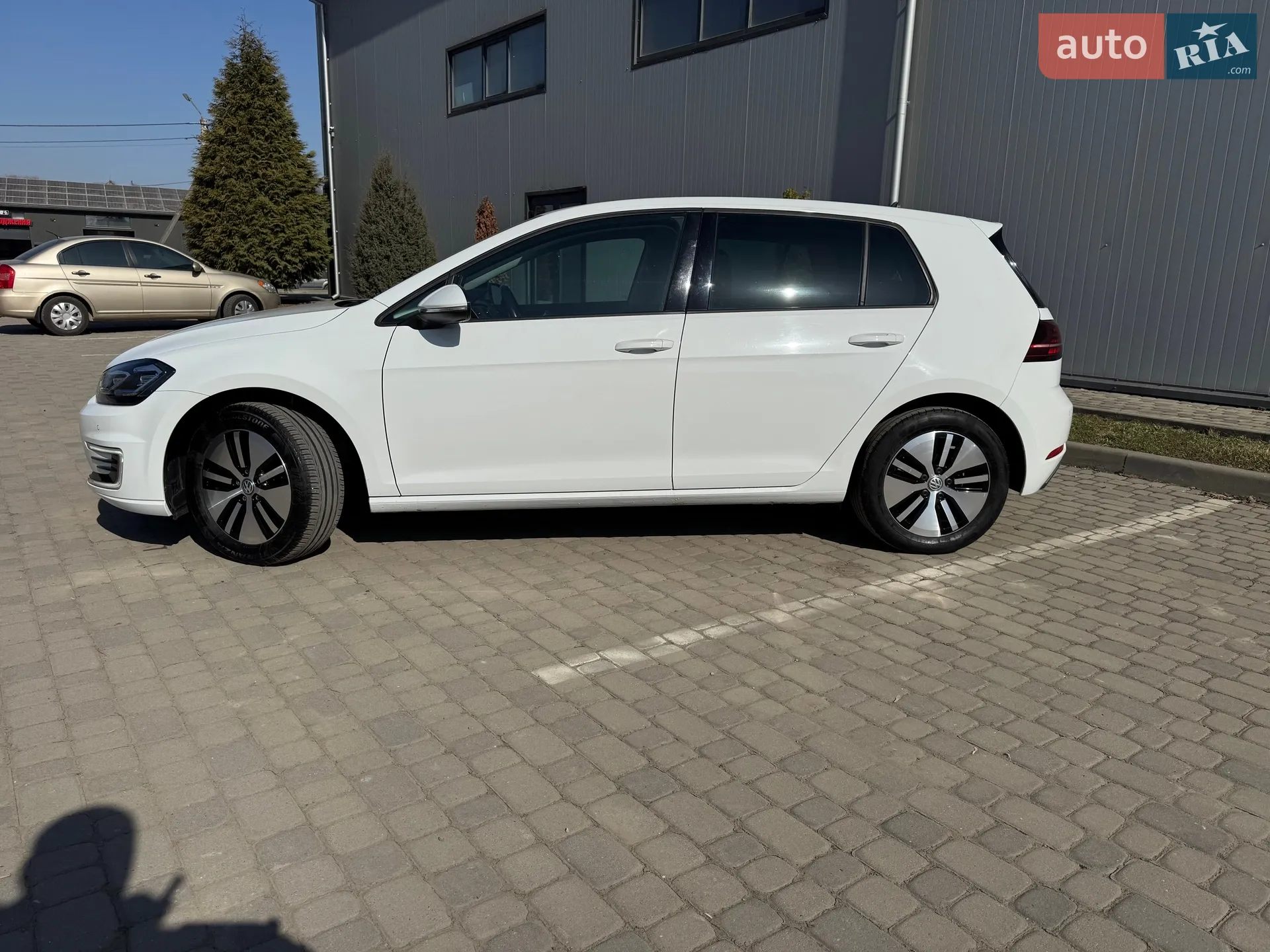 2020 Volkswagen Golf - мініатюра 8