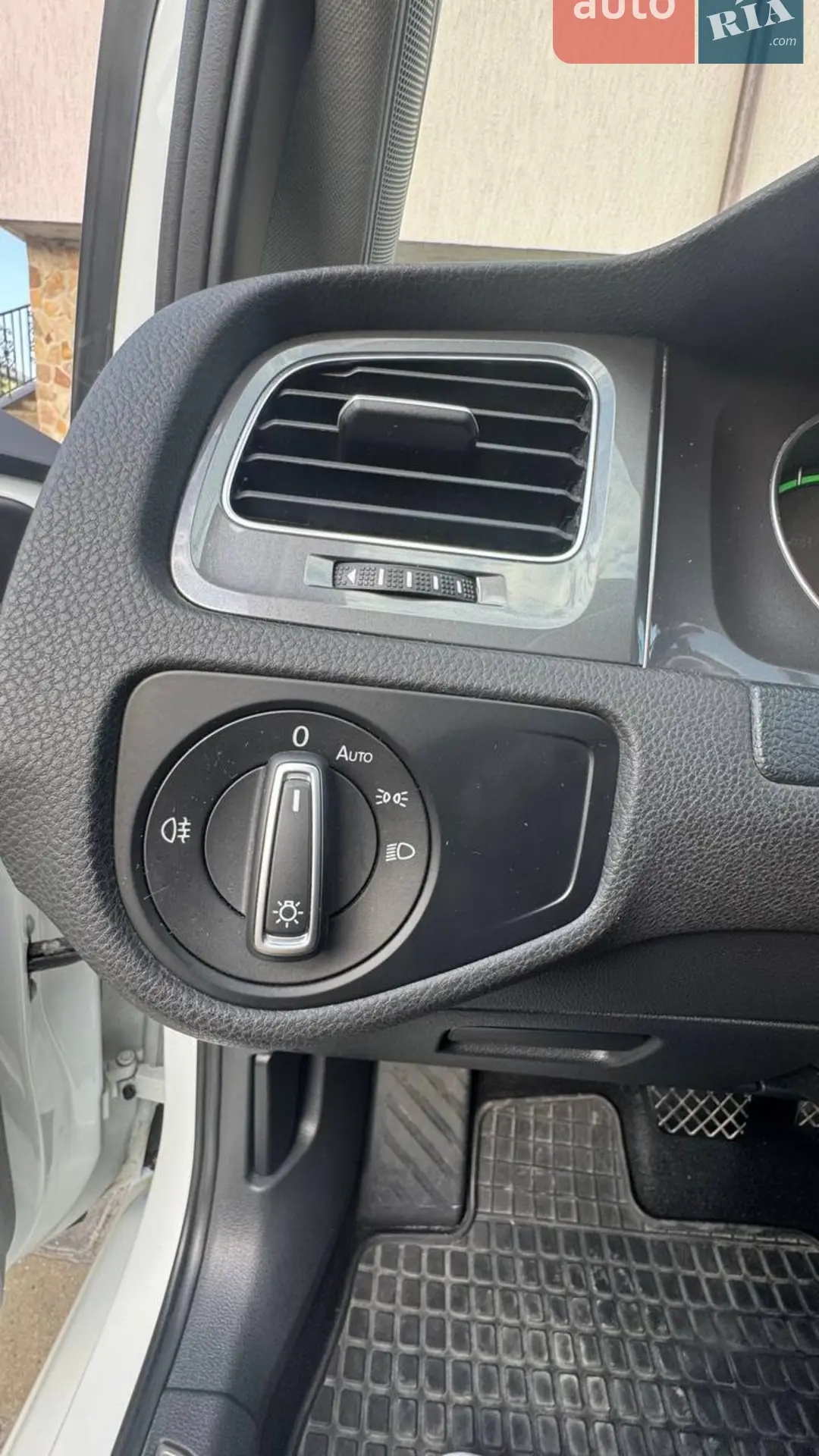 2014 Volkswagen Golf - мініатюра 11