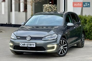 Хетчбек Volkswagen e-Golf 2018 в Стрию