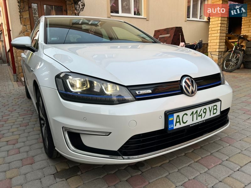 Volkswagen e-Golf 2014