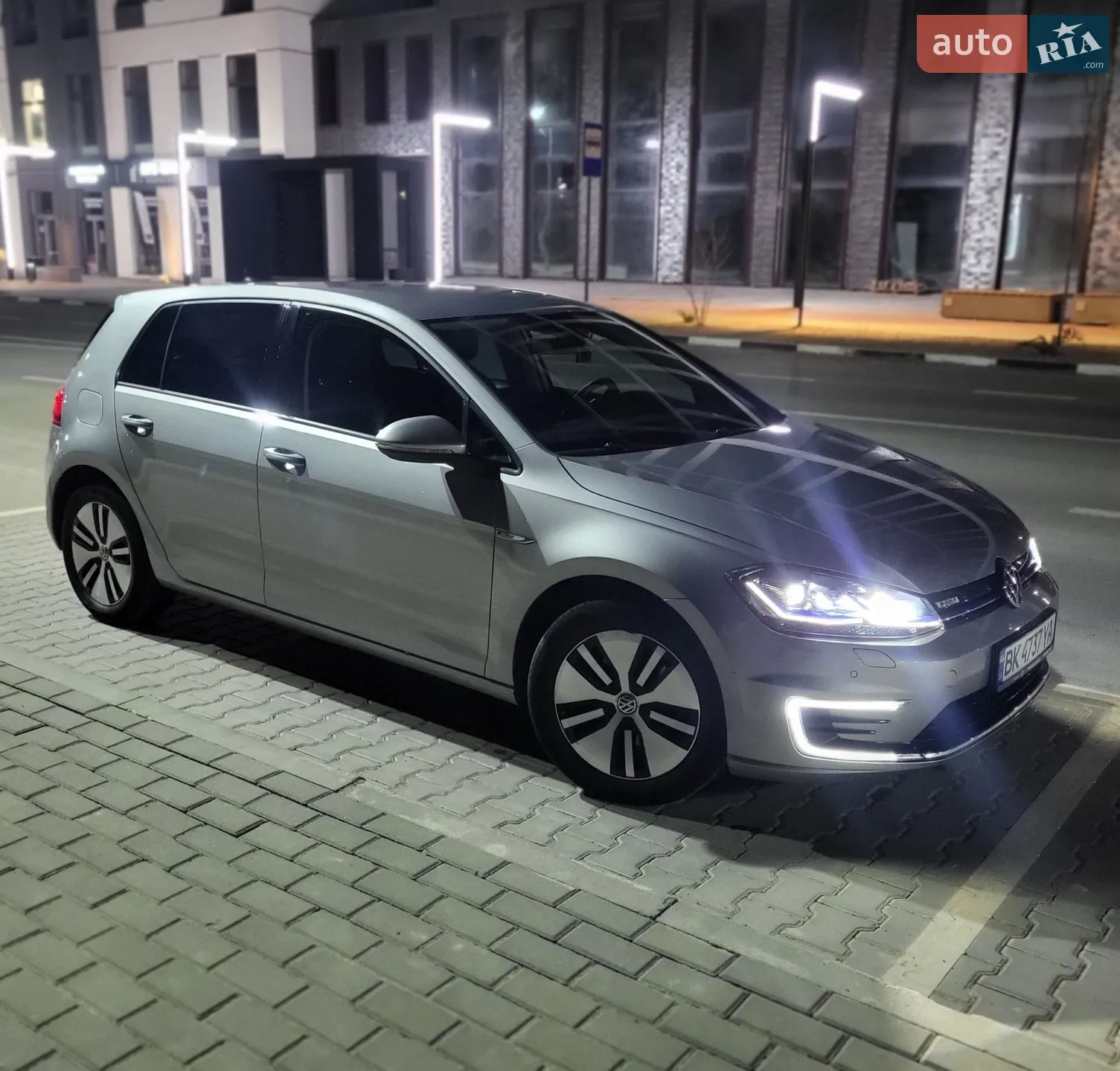 2018 Volkswagen Golf - мініатюра 2