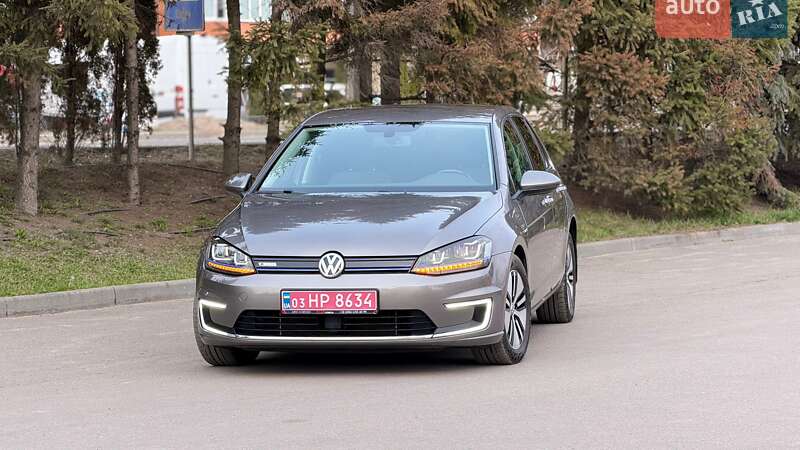 Volkswagen e-Golf 2015 Volkswagen e-Golf 2015