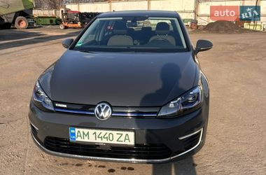 Хэтчбек Volkswagen e-Golf 2020 в Житомире