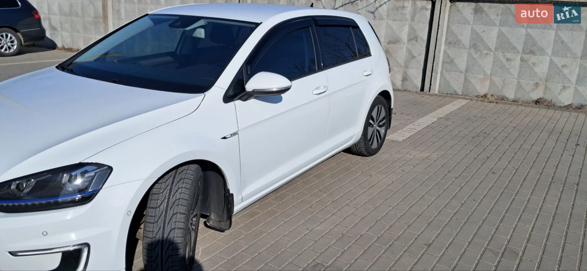 2014 Volkswagen Golf - мініатюра 3