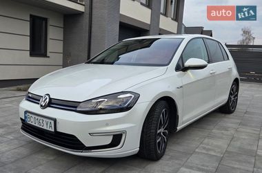 Хэтчбек Volkswagen e-Golf 2018 в Львове