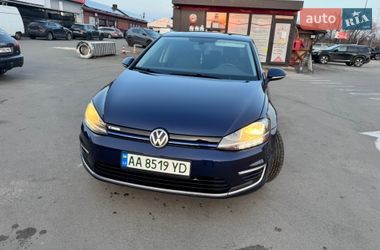 Хетчбек Volkswagen e-Golf 2019 в Глевасі