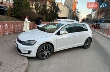 Хетчбек Volkswagen e-Golf 2016 в Борисполі